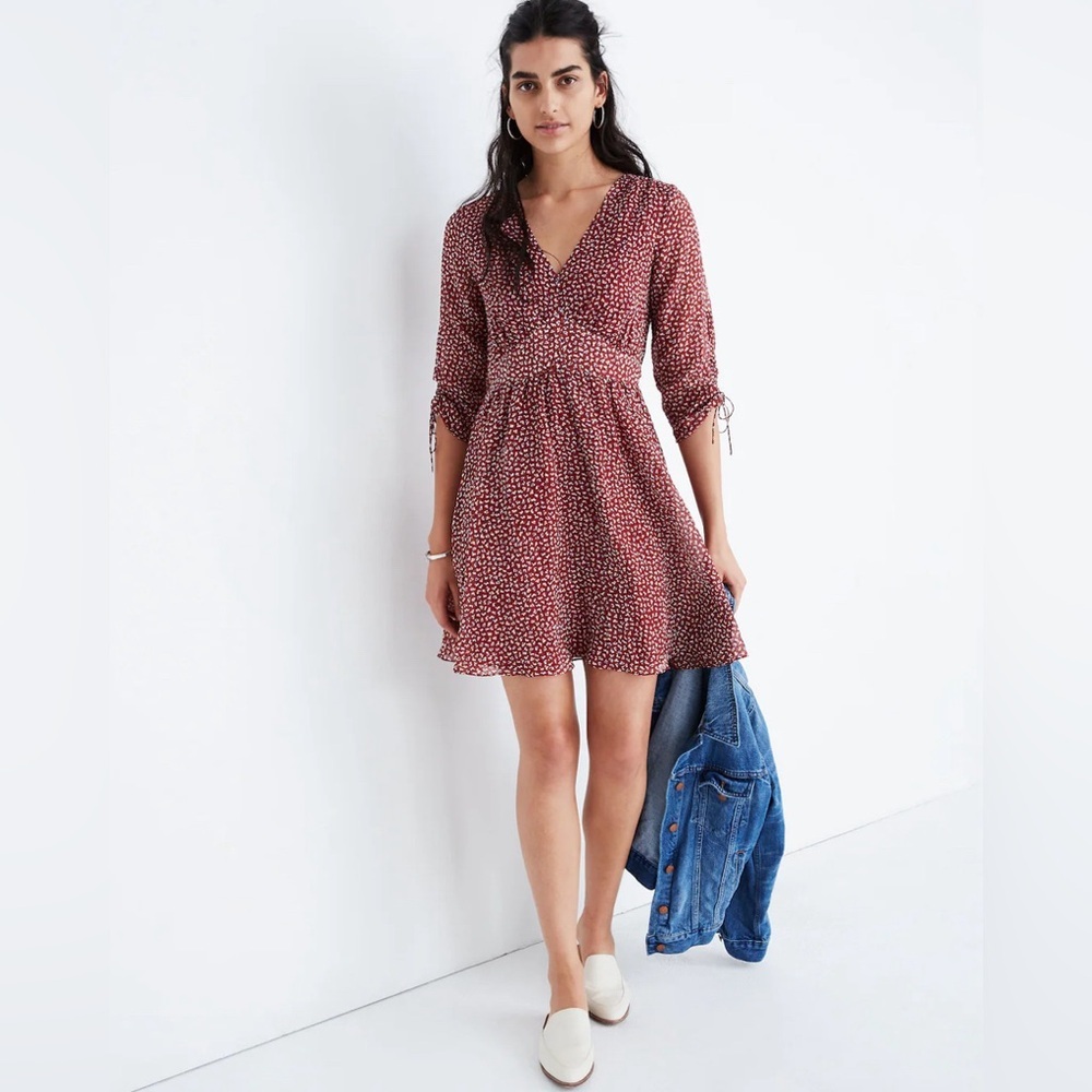 Starviolet Mini Dress in Ditsy Flowers